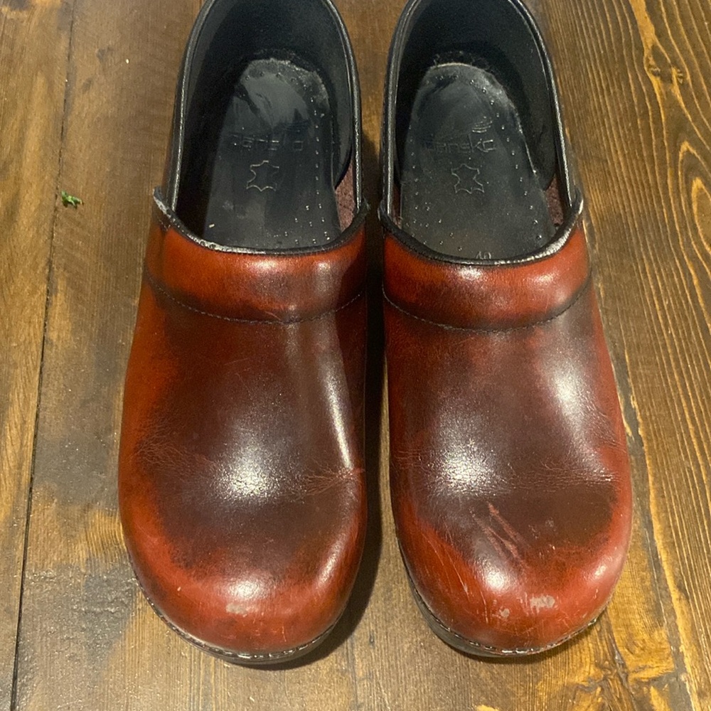 Dansko women’s clogs
